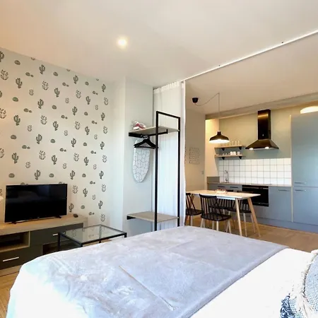 The Cliffs A Ribeira - Peizas Apartment *